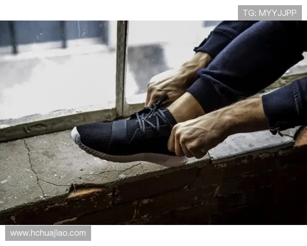 足球明星时尚新潮流 星裤子引领运动与休闲的完美融合